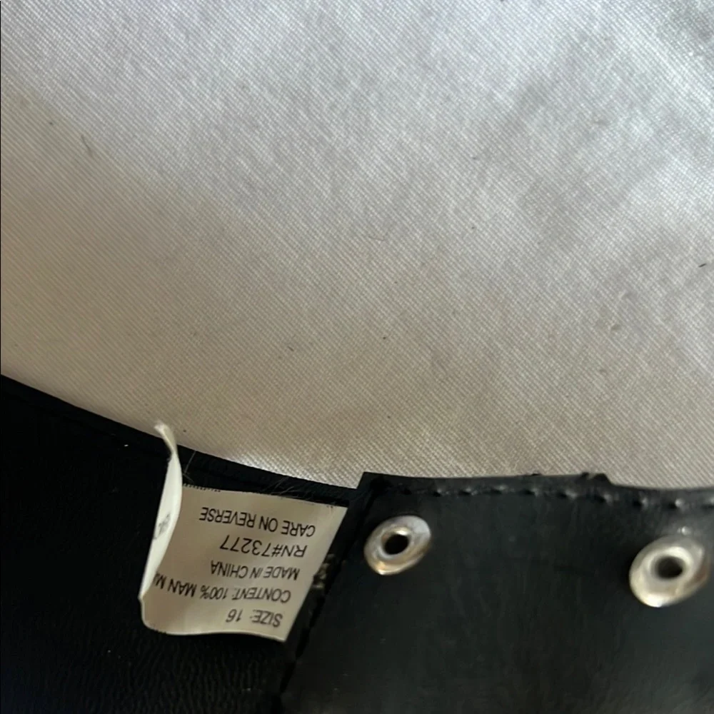 Source Unknown Black Leather Studded Belt